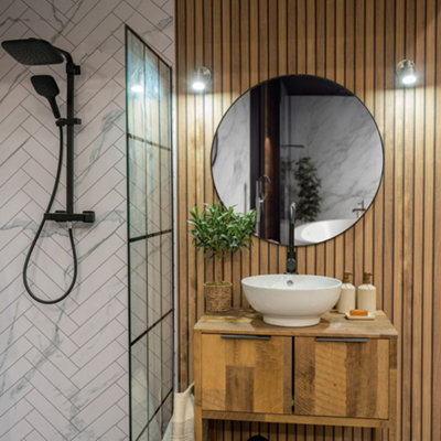 ValueLights Benton Polished Chrome IP44 Adjustable Single Spot Wall Light with Cool LED Bulb