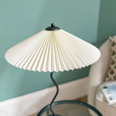 ValueLights Black Metal Wavy Single Stem Table Lamp with White Origami Pleated Shade - Bulb Included