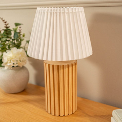 VALUELIGHTS BROOKE NATURAL WOOD BEDSIDE TABLE LAMP WITH A WHITE