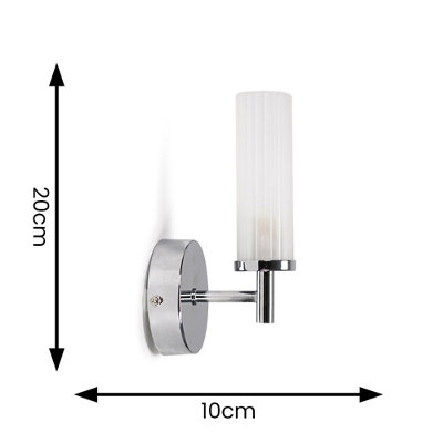 ValueLights Canya Chrome IP44 Rated Bathroom Frosted Reeded Glass Wall Light with LED Bulb