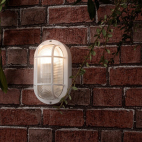 ValueLights Carnforth Modern White IP44 Rated Outdoor Garden Security Bulkhead Wall Light