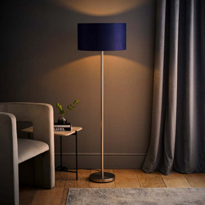 ValueLights Charles Chrome Floor Lamp with Navy Velvet Shade and Bulb