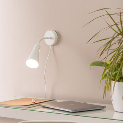 ValueLights Edwards Pair of - Plug in White Flexible Gooseneck Easy Fit Adjustable Wall Lights - Bulbs included