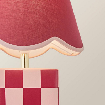 ValueLights Evie Burgundy Ceramic Checkerboard Table Lamp with Scallop Shade and Bulb
