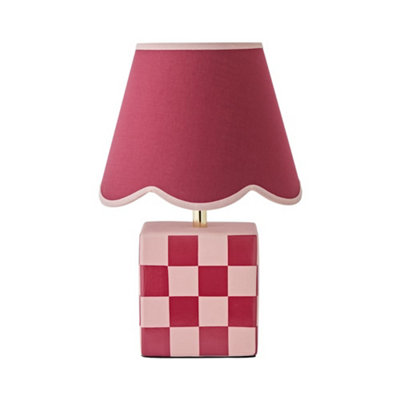 ValueLights Evie Burgundy Ceramic Checkerboard Table Lamp with Scallop Shade and Bulb