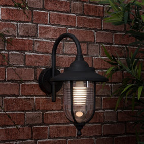 ValueLights Eyam Traditional Style IP44 Rated Outdoor Fishermans Wall Light Black Finish with Clear Shade