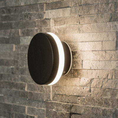 ValueLights Infinity Black Outdoor Wall Light and LED Integrated LED 6W Warm White Bulb