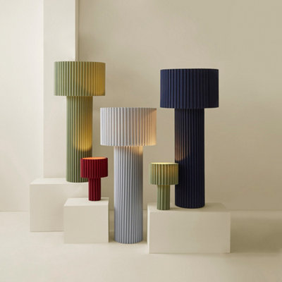 ValueLights Lenny Burgundy Wine Drum Lamp Shade Ribbed Full Fabric Table Lamp with LED Bulb