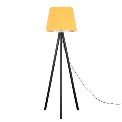 B&q tripod deals floor lamps