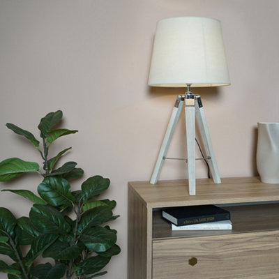 Tripod deals nightstand lamp