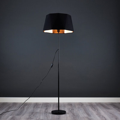 ValueLights Modern Floor Lamp In Black Metal Finish With Black Copper Geometric Shade