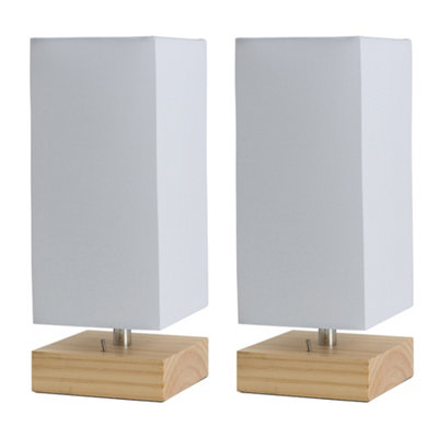 ValueLights Pair of Pine Wood & White Bedside Table Lamps with USB