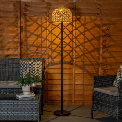 ValueLights Solar Powered Outdoor Natural Rope Garden Light Floor Lamp with Rattan Shade