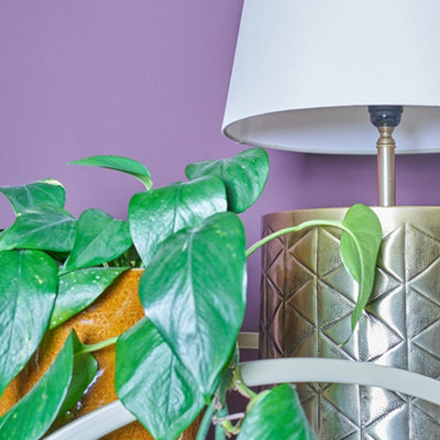 ValueLights Taussig Diagonal Pattern Gold Table Lamp