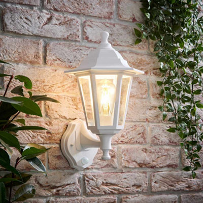 Garden Tin/ Wired Lantern