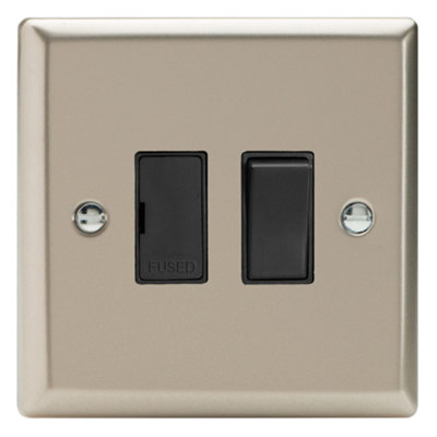 Varilight 13A Switched Fused Spur Satin