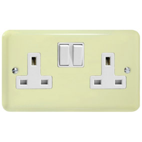 Varilight 2-Gang 13A Double Pole Switched Socket White Chocolate