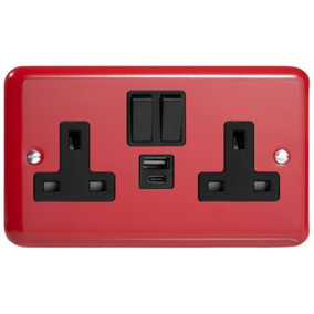 Varilight 2-Gang 13A Single Pole Switched Socket with 1x USB A & 1x USB C Charging Ports Pillar Box Red