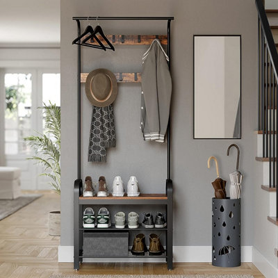 Coat and bag rack shop
