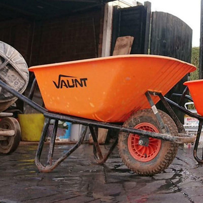 Vaunt 100L Trade Wheelbarrow Challenger L30 Plastic Site Wheel Barrow V1924050