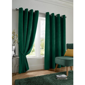 Velvet Blackout Ring Top Curtains 117cm x 137cm Green