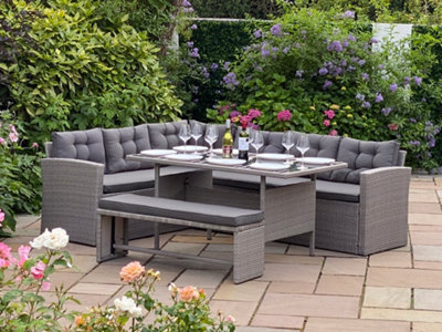 Venice garden deals sofa set