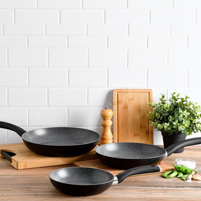 Venus Set of 3 Forged Aluminium Induction Frying Pan Non-stick 