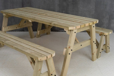 Victoria wooden picnic bench and table set, rounded outdoor dining set (5ft, Natural finish)
