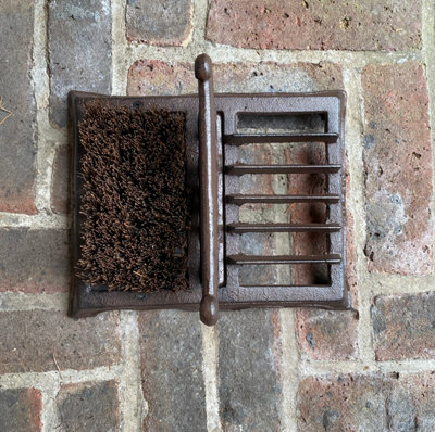 Victorian Style Cast Iron Ornate Boot Scraper And Brush - 6