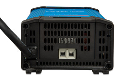 Victron Energy Blue Smart IP22 Charger 24/16(1) 120V NEMA 5-15 BPC241647102