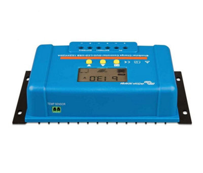 Victron Energy Bluesolar PWM Duo Charge Controller 12/24v 20A LCD Screen and 2 USB Ports - 3