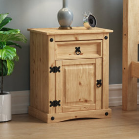 Vida Designs Corona 1 Drawer 1 Door Bedside Cabinet Mexican Solid Waxed Pine (H)600mm (W)480mm (D)350mm