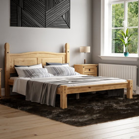Vida Designs Corona 5ft King Size Solid Wood Bed Frame Distressed Waxed Pine, Low Foot End, 200 x 150cm