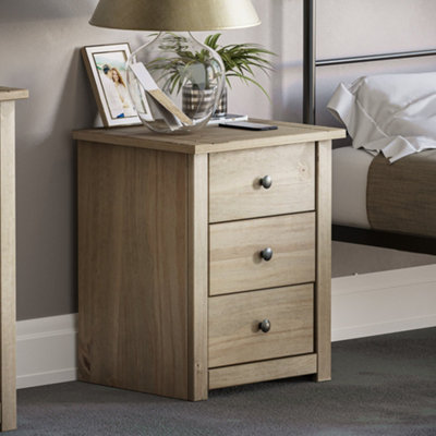 Vida Designs Panama 3 Drawer Bedside Chest Solid Pine  (H)570mm (W)466mm (D)405mm