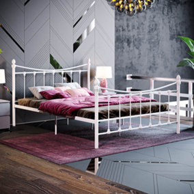 Vida Designs Paris White 4ft6 Double Metal Bed Frame, 190 x 135cm