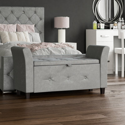 Velvet storage deals bench for bedroom