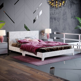 Vida Designs Victoria Silver Velvet 4ft6 Double Bed Frame, 190 x 135cm
