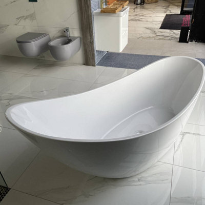 Viktor Benson Elemi Freestanding Slipper Bath