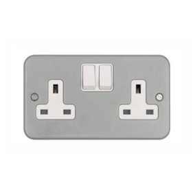 Vimark VM1209DP Metalclad 2 Gang 13A Switched Socket with Surface Back Box Double Pole