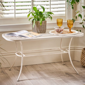 B&q metal garden table and hotsell chairs