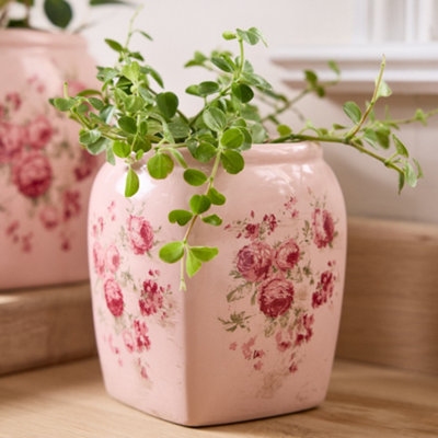 人形 rose pink vintage-small-rose-pink-indoor