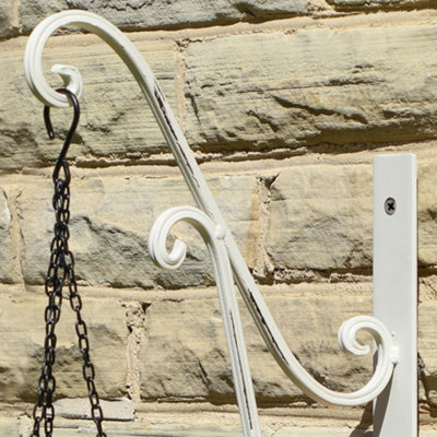Vintage Style Country Cream Summer Outdoor Basket Hanger Garden Hanging Basket Bracket - 3
