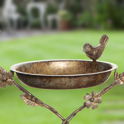 Vintage Style Hand Crafted Love Heart Shaped Garden Decor Wild Bird Feeder Hanging Feeding Station