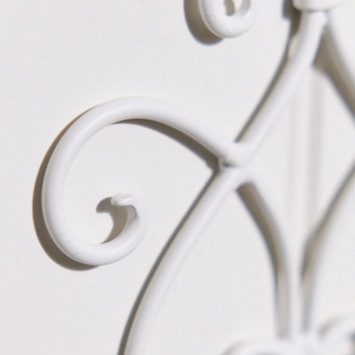 Vintage Style Lyon Ornate Scrolled White Iron Wall Toilet Roll Holder