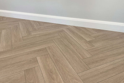 Vinyl Flooring Wood Oak Herringbone Foam Backed Lino Flooring Roll (Soft Oak)