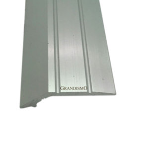 Vinyl Ramp Edge Trim 3ft / 0.9metres Long Vinyl To Vinyl Flooring Threshold Silver Metal Flooring Strip