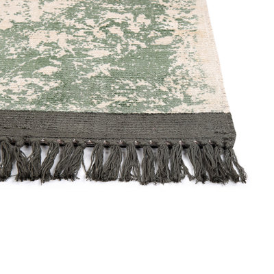 Viscose Area Rug 140 x 200 cm Green and Beige AKARSU