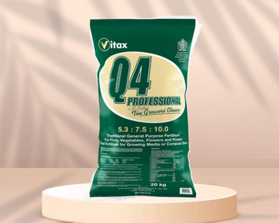 Vitax Q4 Professional All-Purpose Fertiliser - 20Kg