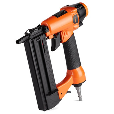 Compressed air store nail gun