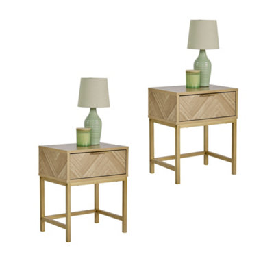VonHaus Bedroom Bedside Tables Set of 2, Herringbone 1 Drawer Bedside Cabinets with Gold Handles & Legs, Light Wood Effect, Ducie